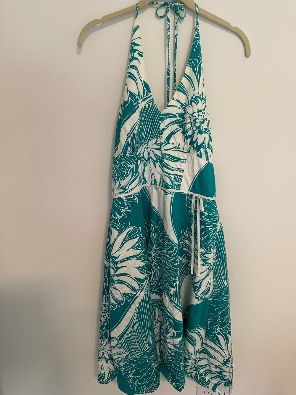 Ann Taylor sundress size 2 like new condition summertime staple floral pattern